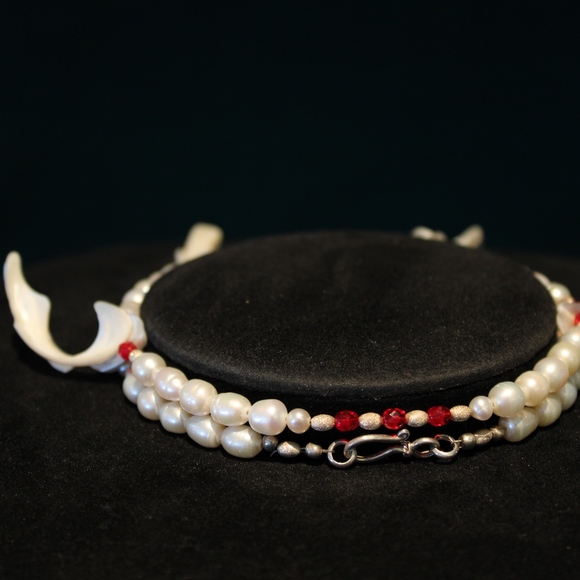 White Cultured Pearls 7mm Shell Accents - Picture 5 of 8